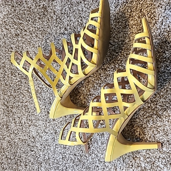 Steve Madden gladiator heels - Picture 2 of 12